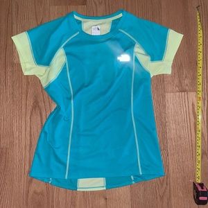 💖Bundle It!💖 Turquoise and Green North Face Athletic Shirt